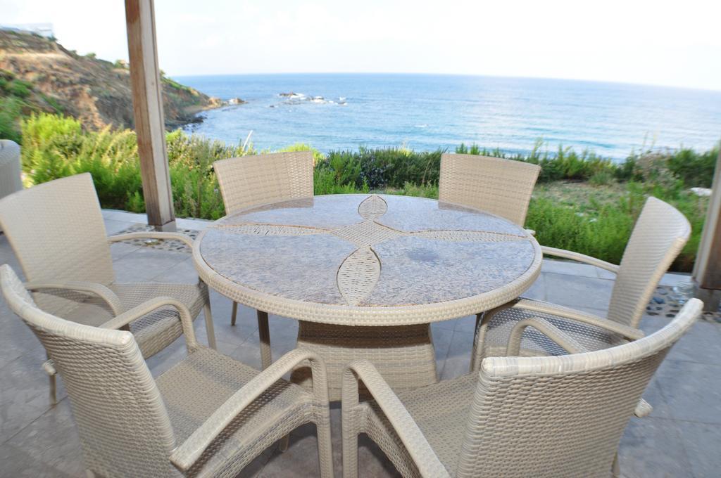 Beach Villa Pantheon Pomos Exterior foto